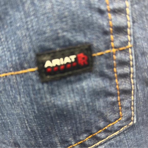 Ariat Denim Jean Shorts Cut-Offs Size 40 - Picture 3 of 3